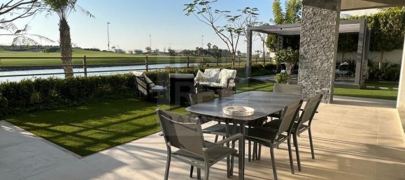 4 bedrooms Villa in Yas Island, UAE No. 15180 2