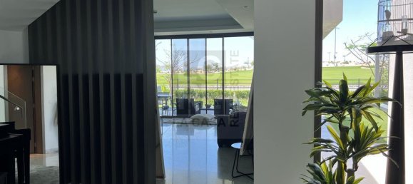 4 bedrooms Villa in Yas Island, UAE No. 15180 7