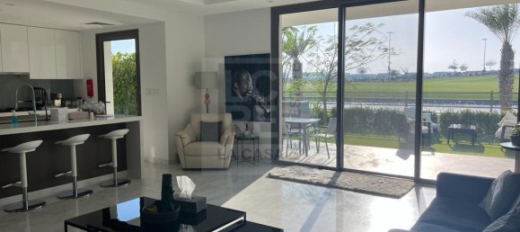 4 bedrooms Villa in Yas Island, UAE No. 15180 12