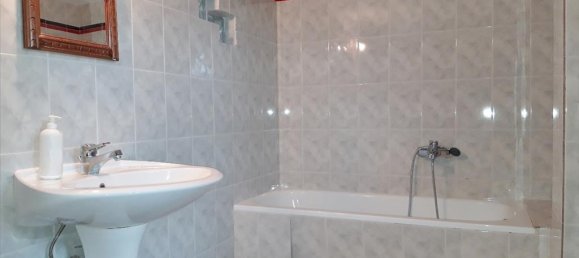 3 Schlafzimmer Gewerbliche Immobilien in Koropi, Greece, Nr. 5012 12