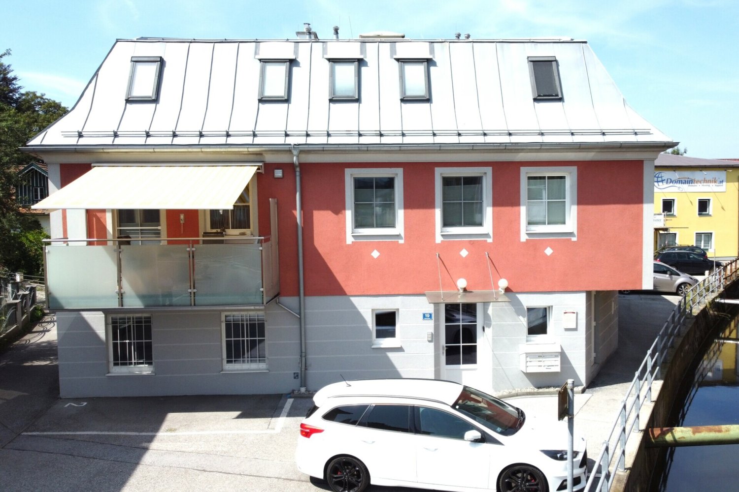 2-salle Bureau à Strasswalchen, Austria No. 51939