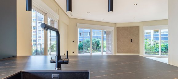 Apartamento de 3 dormitorios en Alicante, Spain No. 154943 12