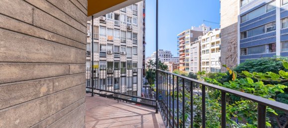 Apartamento de 3 dormitorios en Alicante, Spain No. 154943 4
