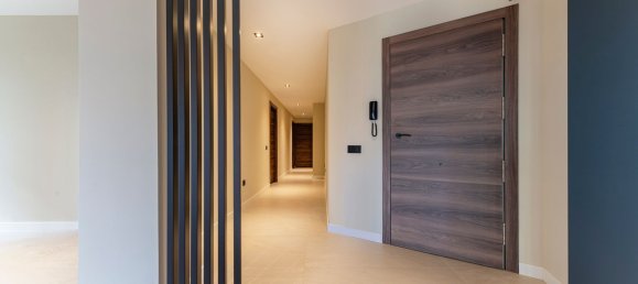 Apartamento de 3 dormitorios en Alicante, Spain No. 154943 13