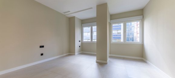 Apartamento de 3 dormitorios en Alicante, Spain No. 154943 19