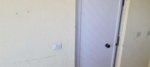 Квартира с 3 комнатами в Латина, Италия № 198581 4