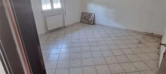 Квартира с 3 комнатами в Латина, Италия № 198581 9