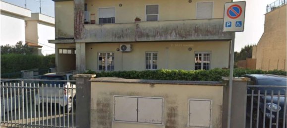 Квартира с 3 комнатами в Латина, Италия № 198581 11