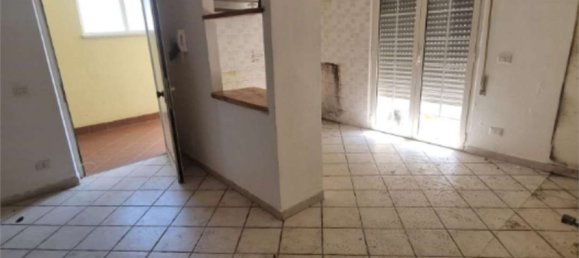 Квартира с 3 комнатами в Латина, Италия № 198581 5