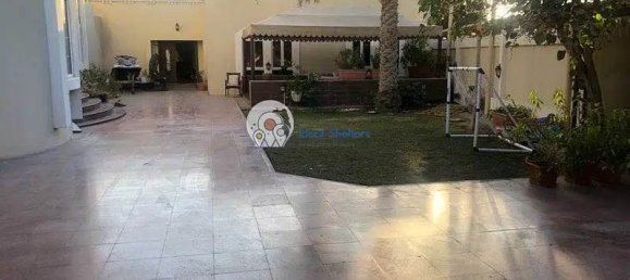 Вилла с 9 спальнями в Аль-Твар, ОАЭ № 771 7