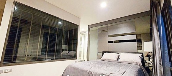 Apartamento com 1 quarto em condomínio em Phra Khanong, Thailand N.º 17588 4