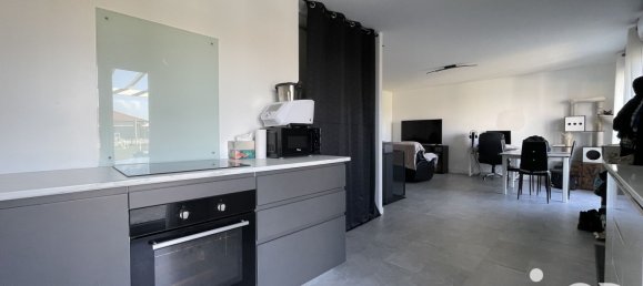 3 bedrooms Villa in Saint-Simeon-de-Bressieux, France No. 291109 12