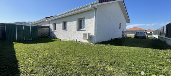 3 bedrooms Villa in Saint-Simeon-de-Bressieux, France No. 291109 5