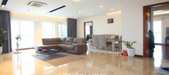 2 bedrooms Apartment in Tay Ho, Vietnam No. 831 2
