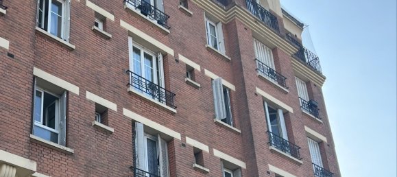 1 bedroom Apartment in Le Bourget, France No. 182790 3