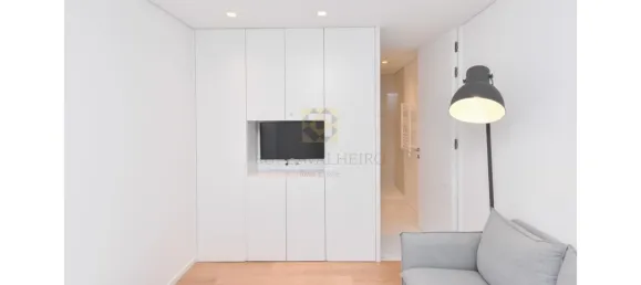 5 bedrooms House in Porto, Portugal No. 106924 19