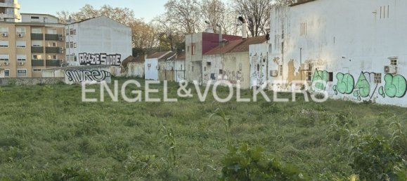 Земельный участок в Сетубал, Португалия № 136575 4