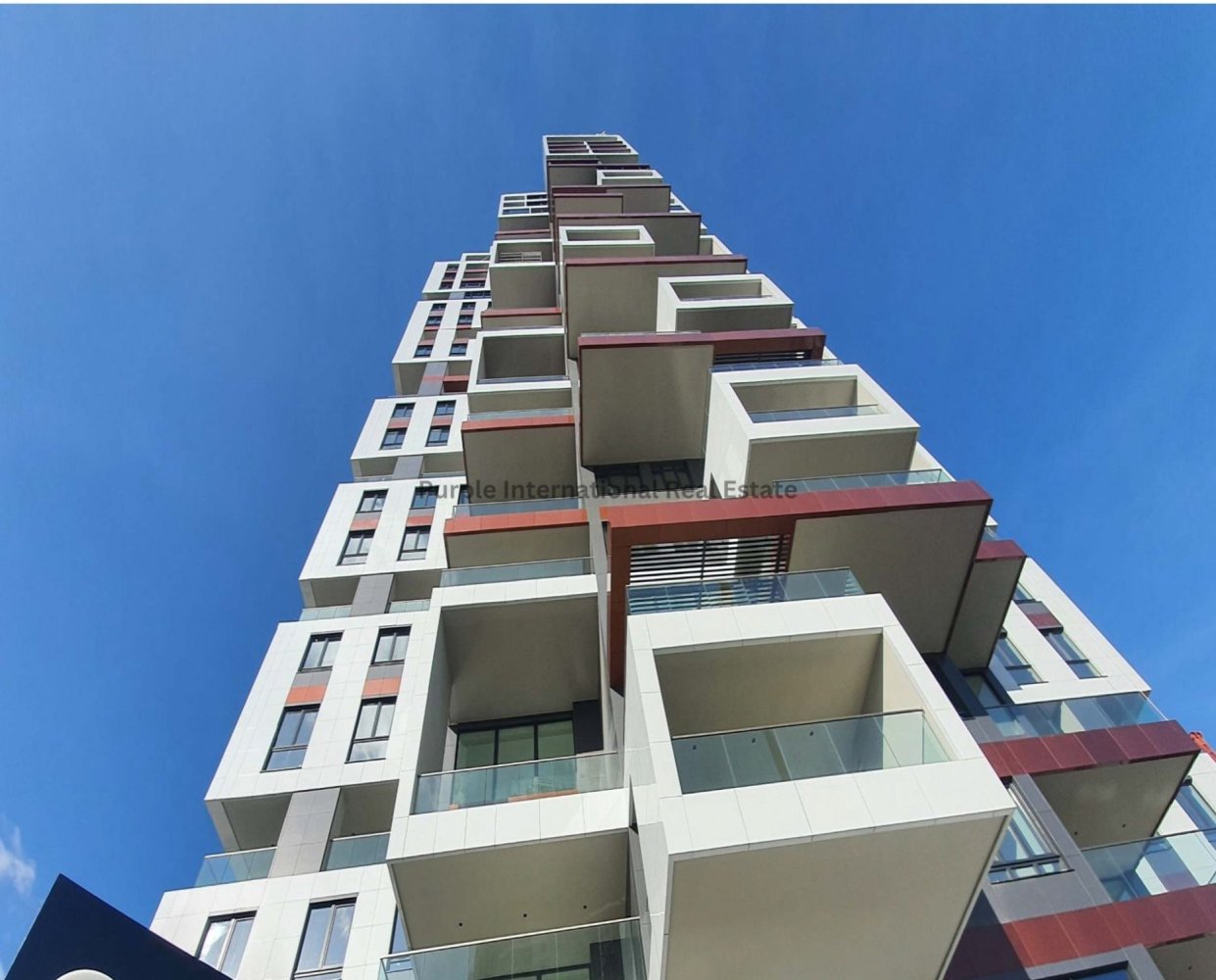 Apartamento de 2 dormitorios en Germasogeia, Cyprus No. 1069