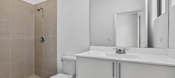 4 chambres duplex à louer à Miami, Miami-Dade, Florida, USA № 615936 3