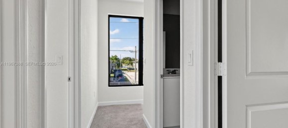 4 chambres duplex à louer à Miami, Miami-Dade, Florida, USA № 615936 5