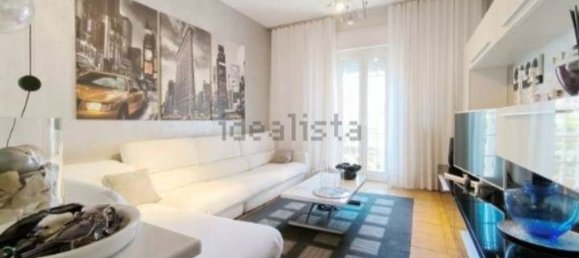 Casa de 8 divisões em Carrara, Italy N.º 193334 7