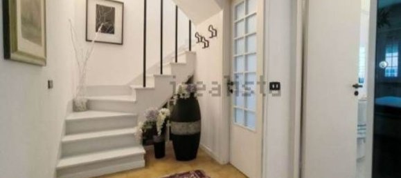 Casa de 8 divisões em Carrara, Italy N.º 193334 12