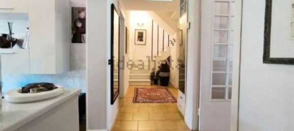 Casa de 8 divisões em Carrara, Italy N.º 193334 10