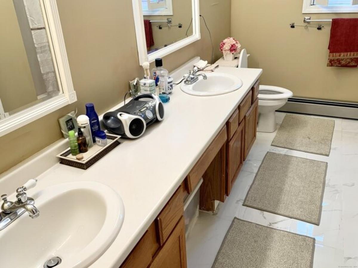 3 bedrooms House in Meriden, USA No. 431891