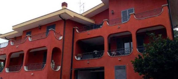 Casa de 7 habitaciónes en Tivoli, Italy No. 201053 9