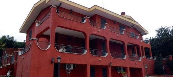 Casa de 7 habitaciónes en Tivoli, Italy No. 201053 10