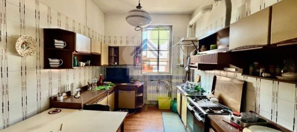 2 bedrooms Apartment in Chignolo Po, Italy No. 282335 9