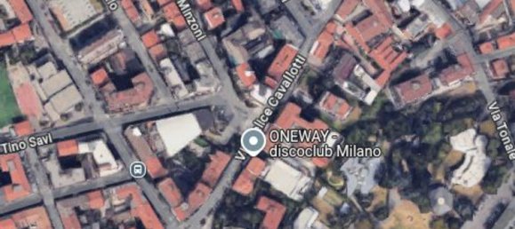 2 rooms Apartment in Florence, Italy No. 192590 3