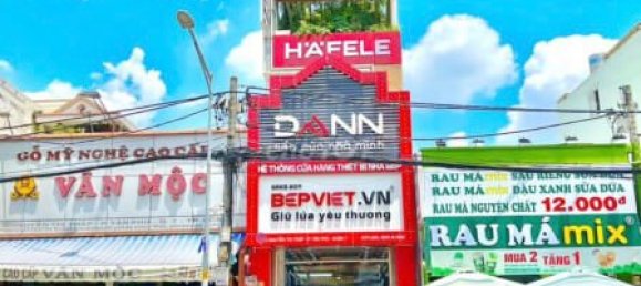 161m² House in District 7, Vietnam No. 7447 2