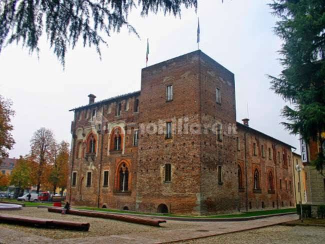 4-salle Appartement à Abbiategrasso, Italy No. 394280