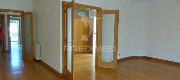 4 bedrooms House in Senhora da Hora, Portugal No. 133438 19