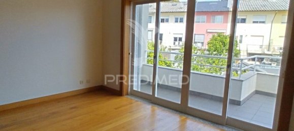 4 bedrooms House in Senhora da Hora, Portugal No. 133438 20