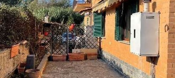 3 bedrooms Apartment in Rome, Italy No. 330023 21