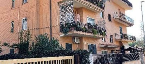 3 bedrooms Apartment in Rome, Italy No. 330023 25