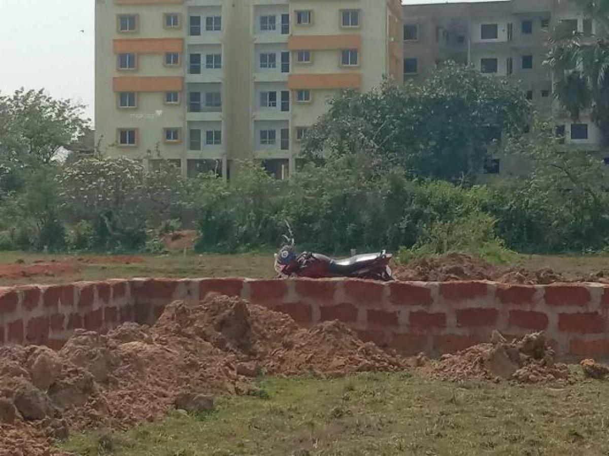 Terrain à Bhubaneshwar, India No. 65692
