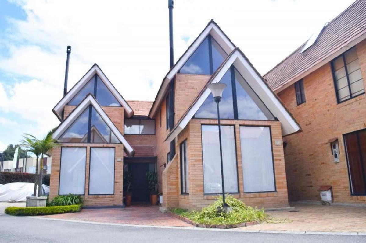 Casa de 2 dormitorios en Cundinamarca, Colombia No. 2169