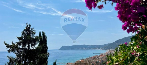 Studio à Alassio, Italy No. 56777 3