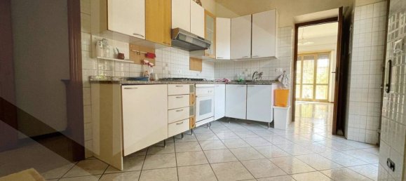 3 rooms Apartment in Rome, Italy No. 31430 22