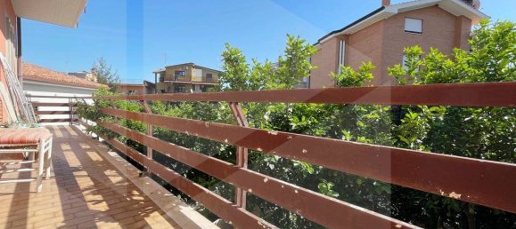 3 rooms Apartment in Rome, Italy No. 31430 53