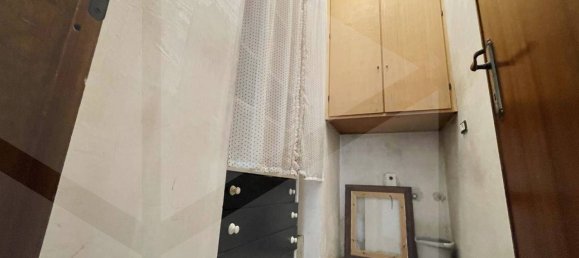 3 rooms Apartment in Rome, Italy No. 31430 64