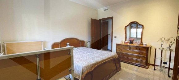 3 rooms Apartment in Rome, Italy No. 31430 74