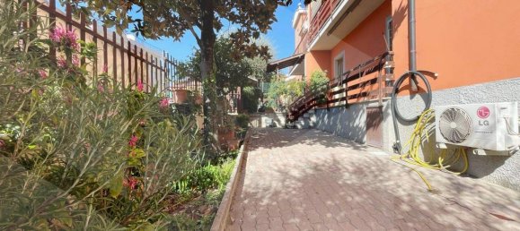 3 rooms Apartment in Rome, Italy No. 31430 21