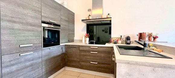 1 bedroom Apartment in Aix-les-Bains, France No. 206887 3