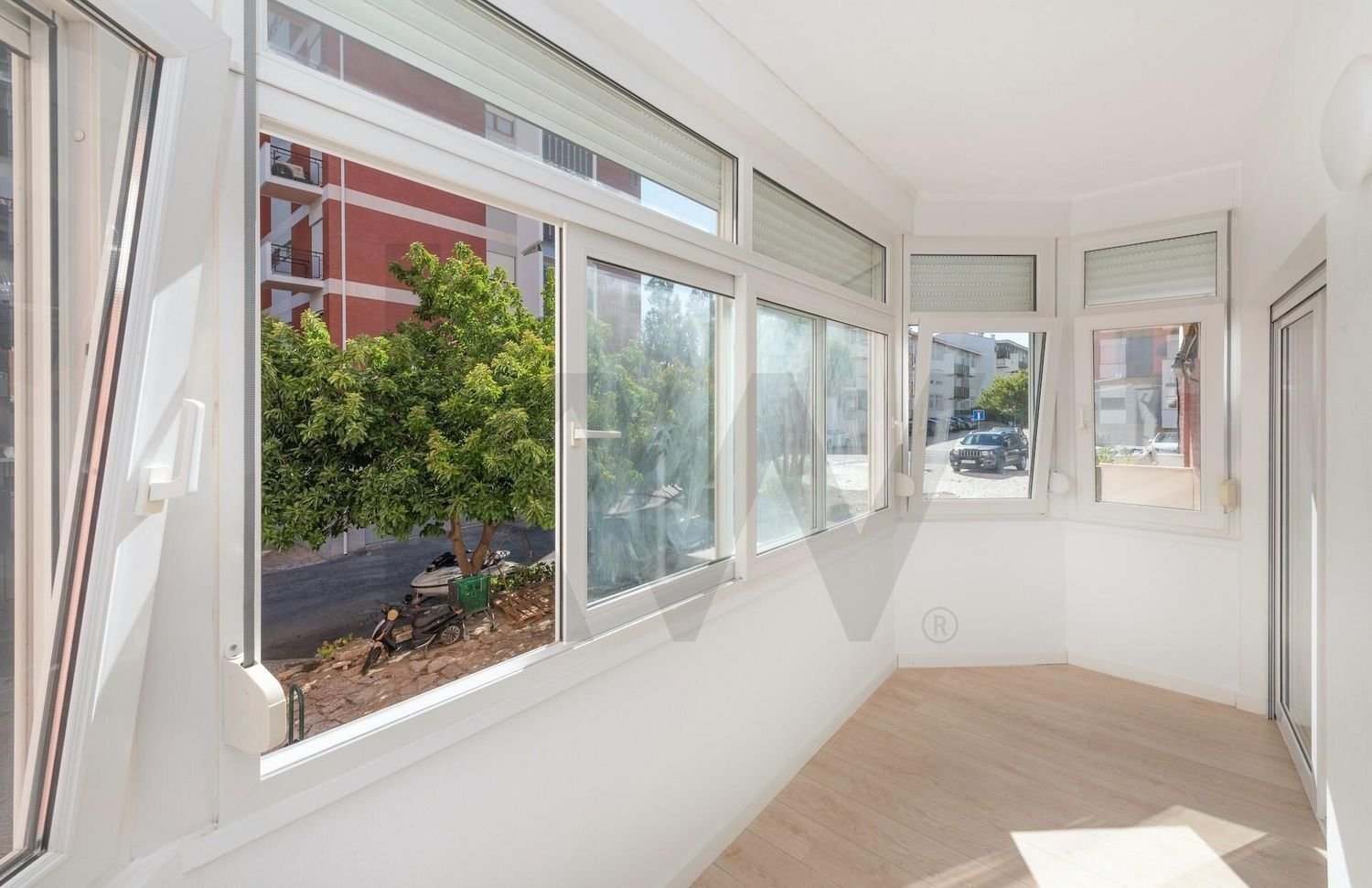 3 bedrooms Apartment in Cascais, Portugal No. 299446