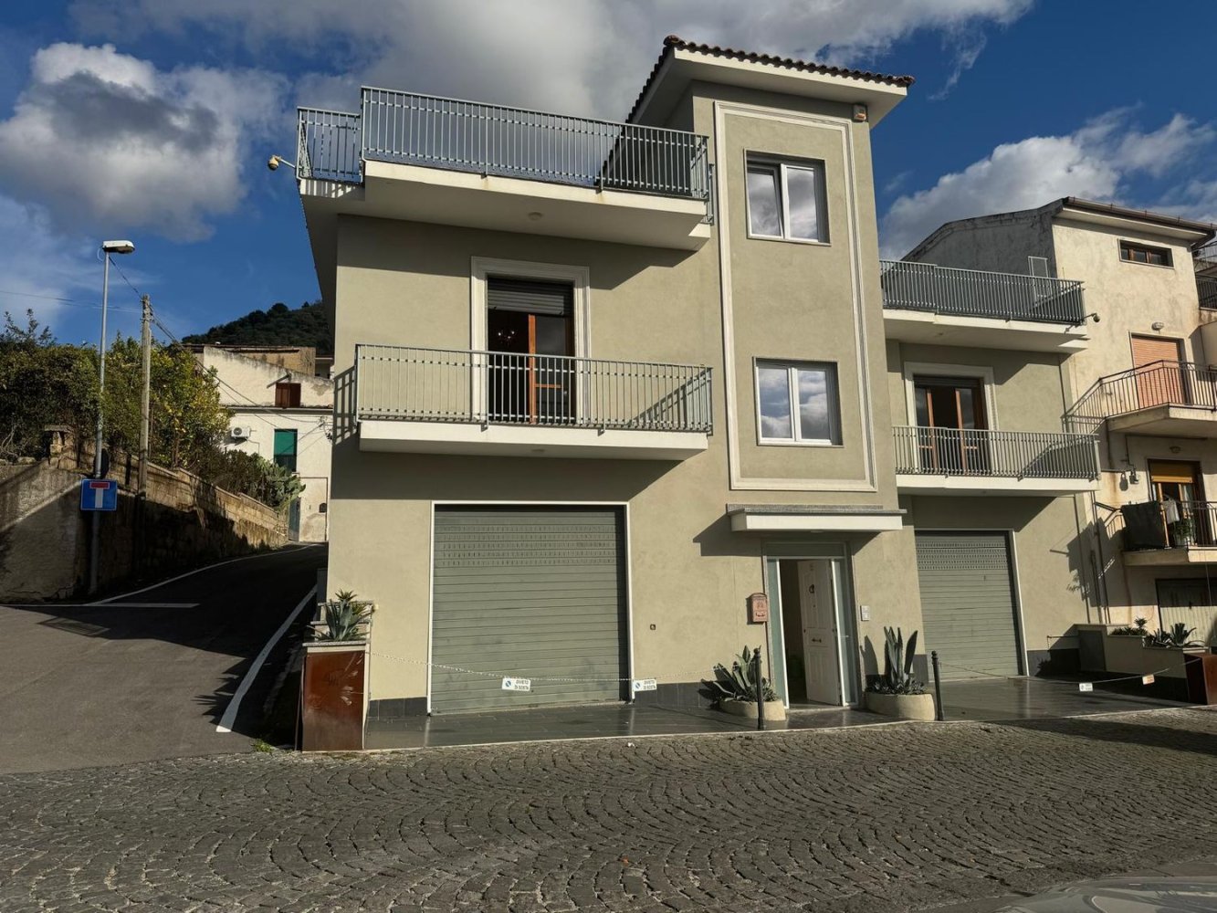 Casa T3 em Liveri, Italy N.º 336335