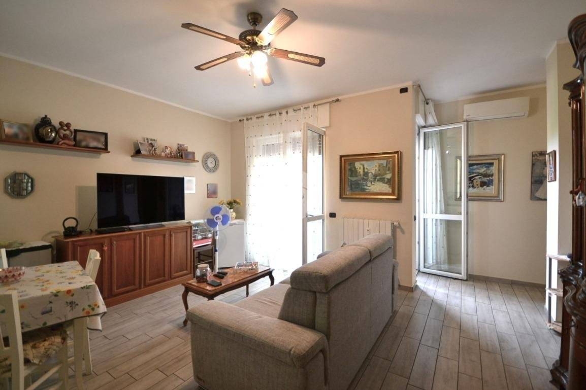 3 bedrooms Apartment in Vittuone, Italy No. 379150